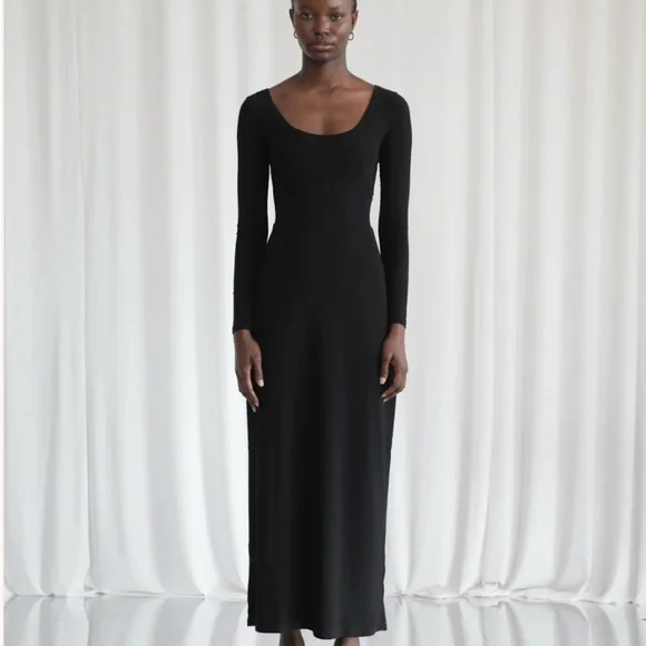 AYM Studio NEW Walter Reversible Maxi Dress Black Medium - Picture 1 of 13